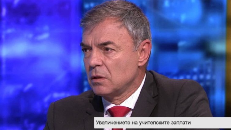 Двойният скок на учителските заплати &ndash; добър ход