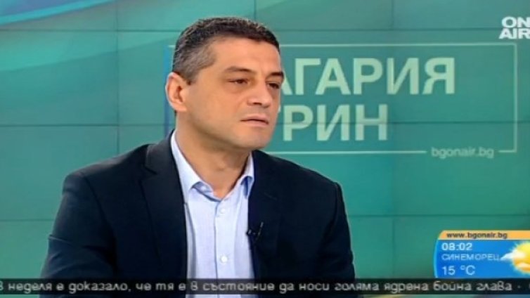 Чистката в БСП: Нинова вече работи със собствен екип