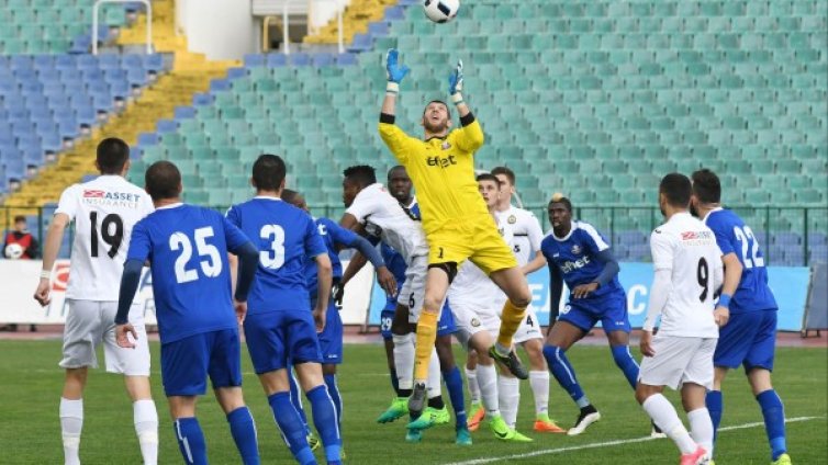 Мачът Монтана &ndash; Славия уреден? МВР рови случая