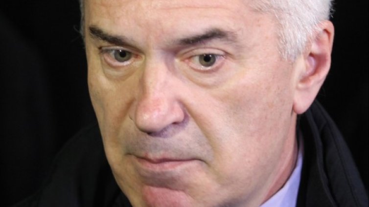 Волен доволен: Азбуката от Македония? Поне не е от Ленин...