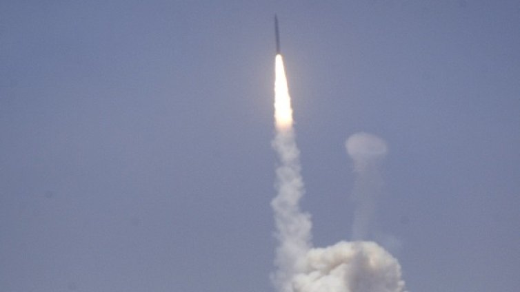Русия изстреля крилати ракети от Средиземно море срещу ИД
