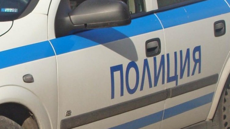 32-годишен е намушкан в дома си в бургаския "Изгрев"