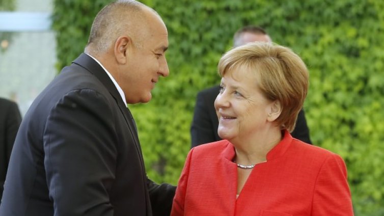 Ангела Меркел пожела животът на българите да се подобрява