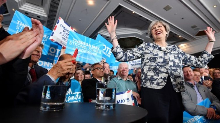 Британците гласуват на важен вот преди преговорите за Brexit