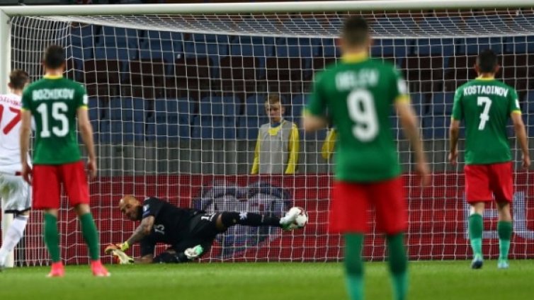 България загуби битката с Беларус (1:2). Световното &ndash; друг път!