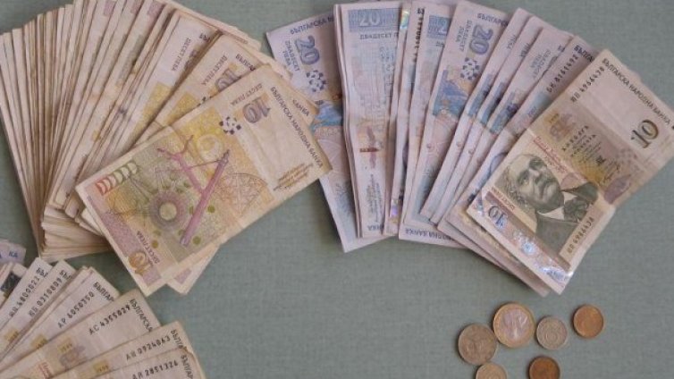 Спирал ли е токът, докато сте на море? Вижте монетата във... фризера