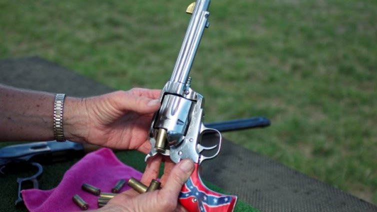 20 деца всеки ден убивани или ранявани в САЩ от огнестрелни оръжия