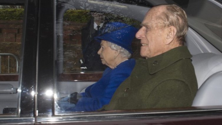 Съпругът на Елизабет ІІ в болница. Принц Филип има дух!