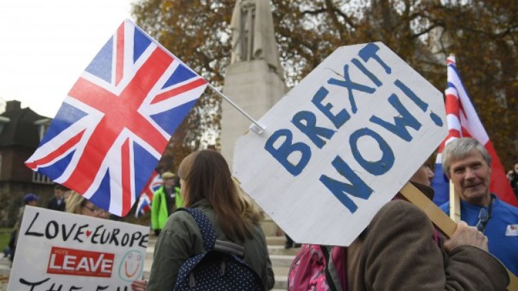 Великобритания, година по-късно: И за какво ни беше този Brexit!?