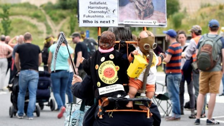 50 000 протестираха срещу ядрени реактори в Белгия