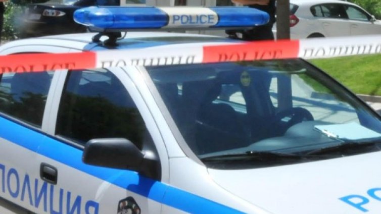 Мотоциклетист загина, удари се последователно в две коли 