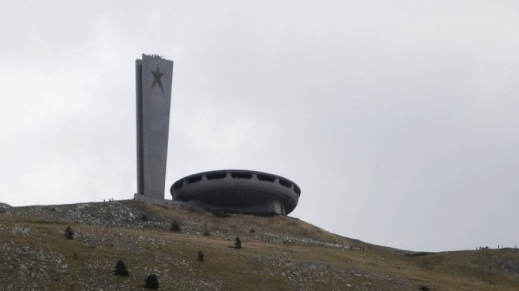 БСП иска "Бузлуджа" за 10 г. Нанков: Ще видим!