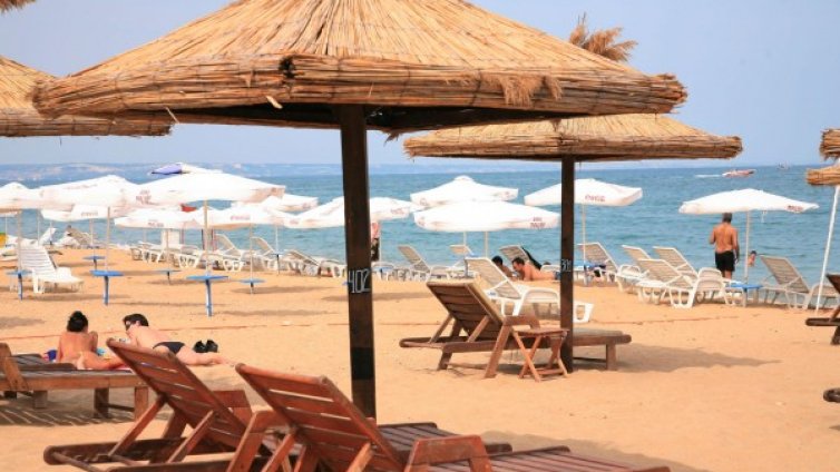 Бум в туризма? София е пълна, морето – празно!