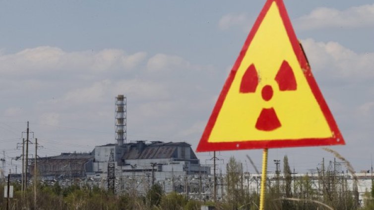 Горски пожар гори в района на Чернобил