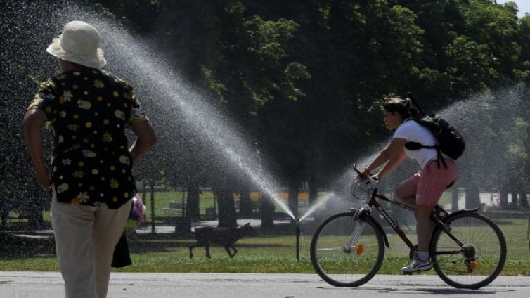 Пак жега: Градусите стигат до 40, а след тях гръмотевици