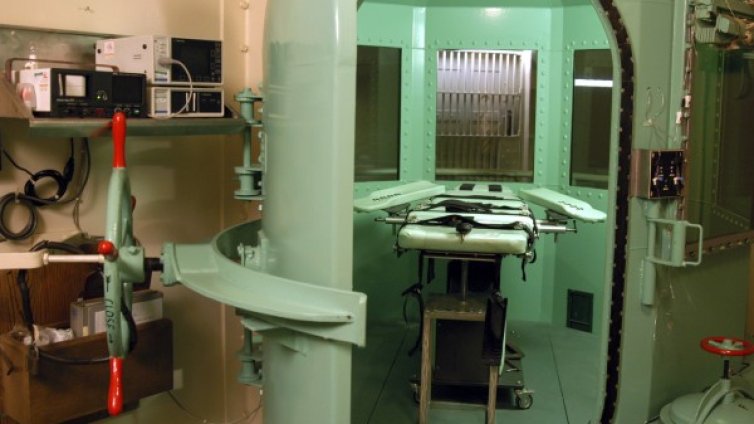 Екзекутираха двама осъдени на смърт в Япония