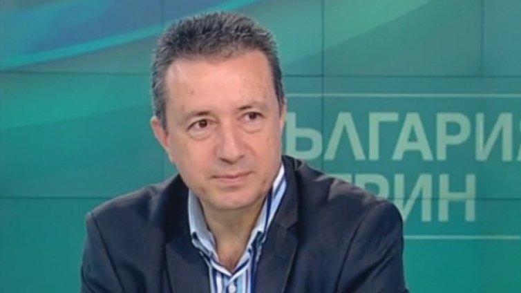 Янаки Стоилов: Пропагандата изтласква политиката!