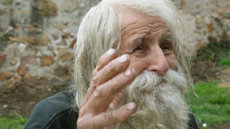 Дядо Добри &ndash; благият просяк-светец на 103 години
