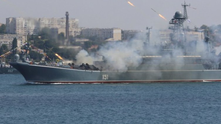 Франция иска да е шампион при строежа на военни кораби