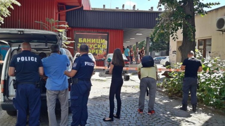 Паднало дърво в София прати млада жена в болница