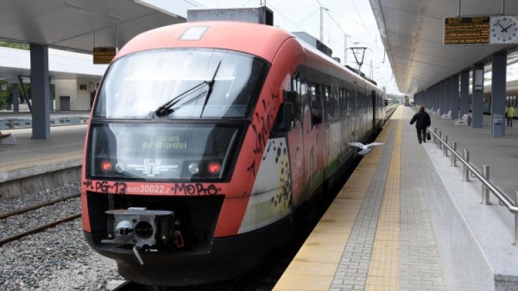 60 млн. лв. от държавната хазна тръгнаха към БДЖ