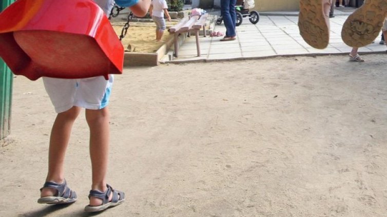 За повече осиновявания: Да има време за детето!