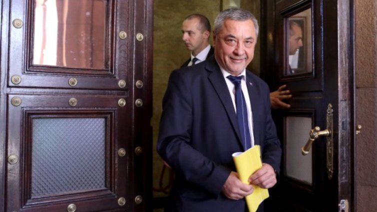 Симеонов: Не не интересува мнението на ромите, ще бутаме къщи!