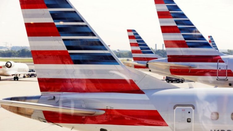 Турбуленция рани 10 души по време на полет от Атина до САЩ