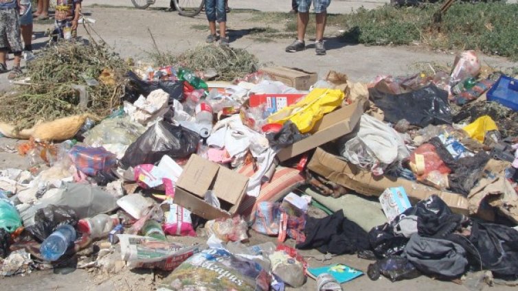 Срещу бунищата в "Столипиново" - ограждат ги с бетон