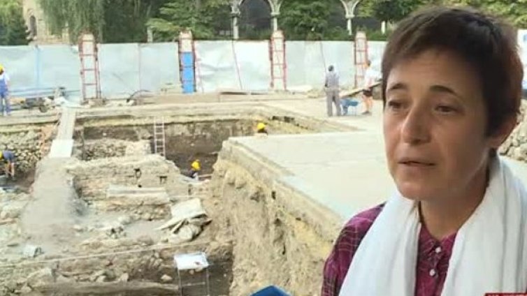Въпреки разкопките: Паркингът до "Света Неделя" остава