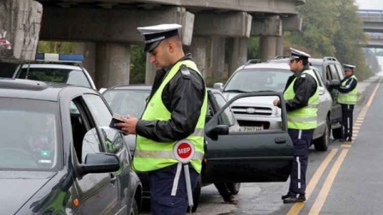 КАТ работи на кило &ndash; купища актове, но негодни!