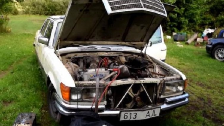 9 г. по-късно: Mercedes запали! Подкараха го