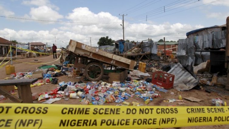 Жени камикадзета се взривиха до лагер с бежанци в Нигерия