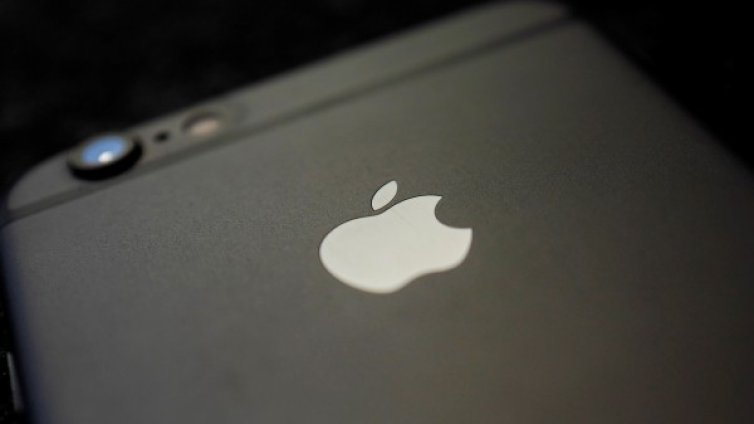 Секват продажбите на черно на iPhone в Китай