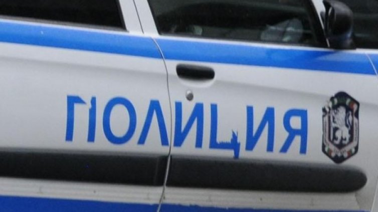 Спипаха трима "ало измамници" на магистрала "Хемус" 