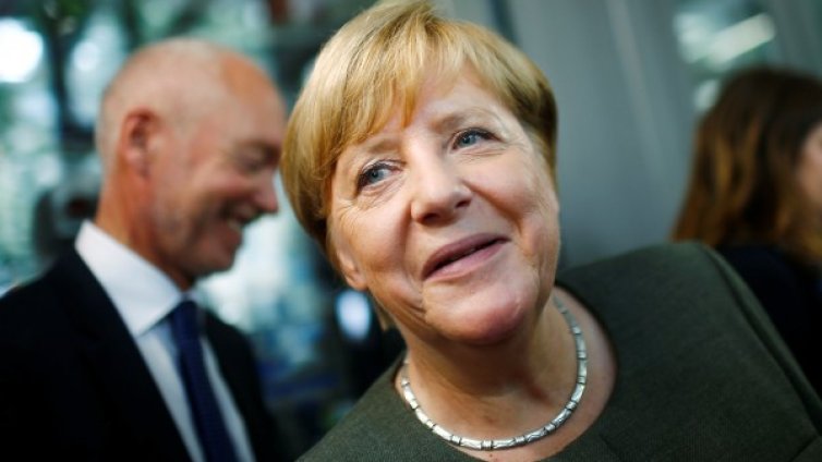 Ангела Меркел Мухамед &ndash; петото дете на доволни сирийци