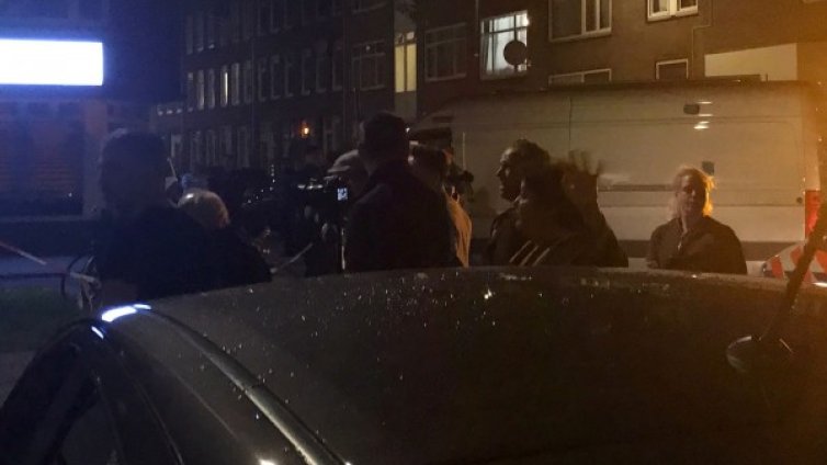 Отмениха рок концерт заради бус с газови бутилки в Холандия