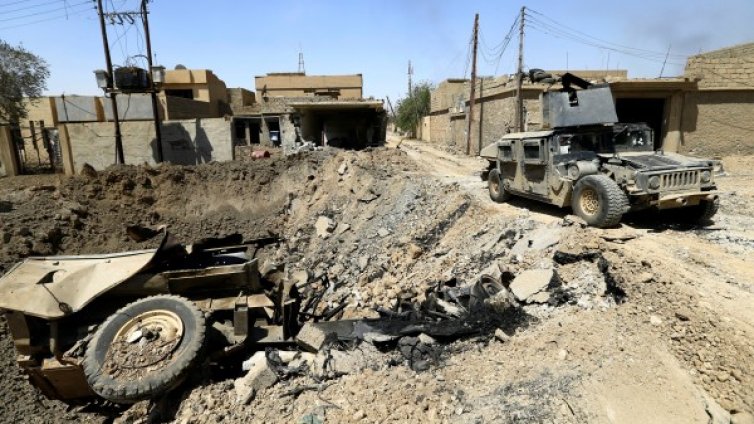 Двама ключови френски министри на визита в Ирак