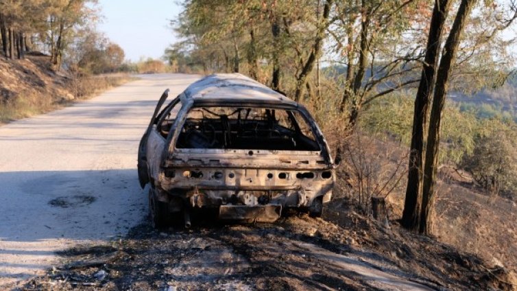 Пожарът в Кресна овладян, ток има навсякъде