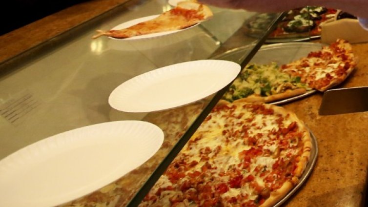 Бонуси, похвала, пица, сладолед... и работникът &ndash; доволен!