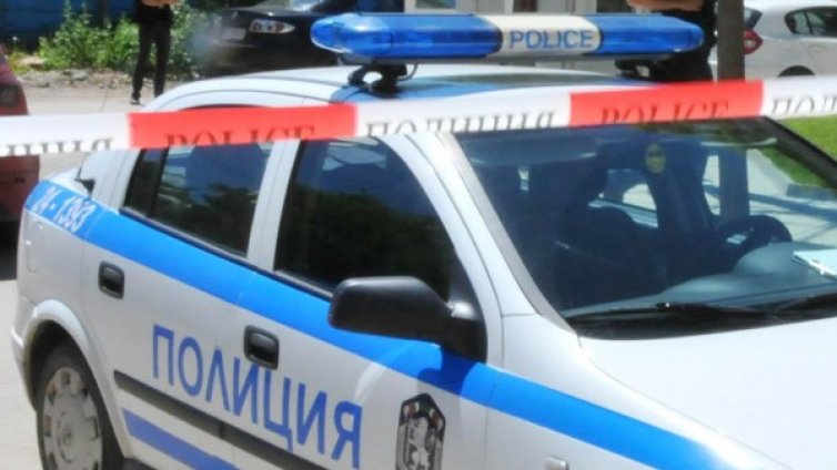 Убиецът в Костенец бил неопитен, изстрелял 8 патрона