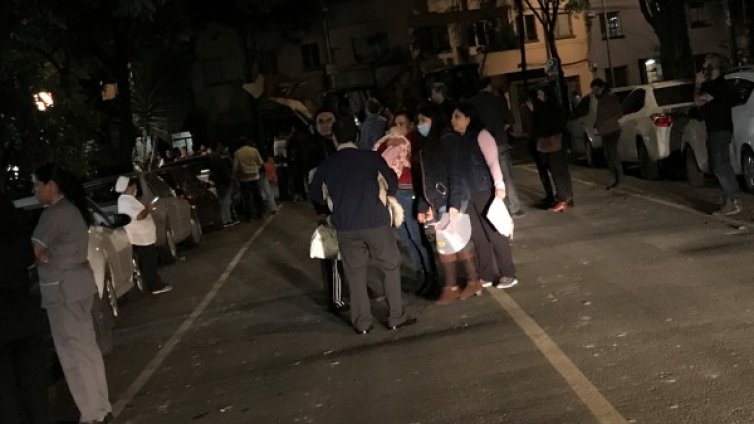 Трус от 8 по Рихтер удари край бреговете на Мексико