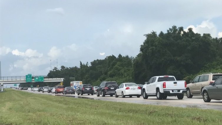 Ирма настъпва към Флорида: Хлябът изчезна, пътищата &ndash; задръстени