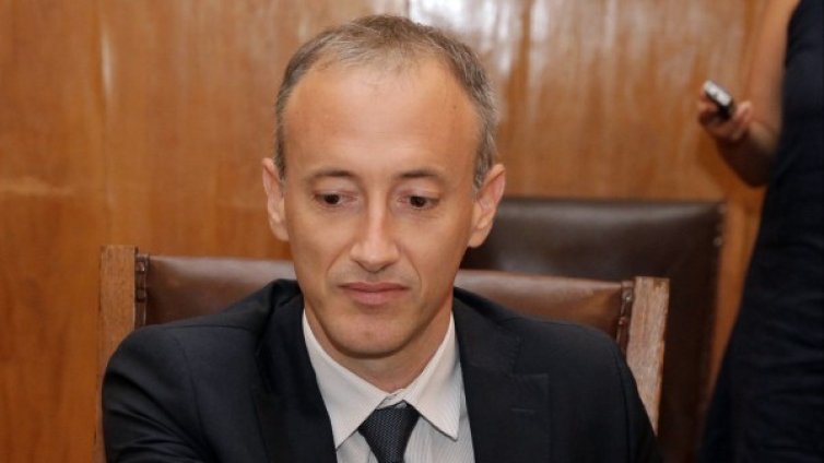 Вълчев: От необразовани семейства &ndash; необразовани деца!