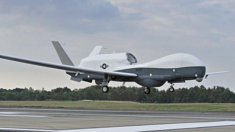 САЩ изгубиха дрон MQ-4C Triton над Ормузкия проток