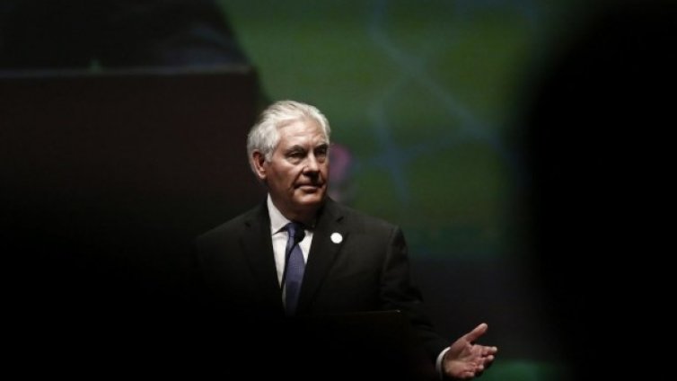 Рекс Тилърсън със сериозни мерки за визите... Какви са те?