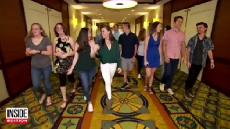 Да се срещнеш за първи път със своите 19... деца