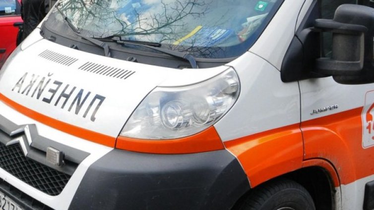 34-годишен с опасност за живота след катастрофа с мотоциклет