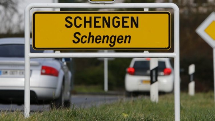 Социалистите в ЕП: България и Румъния незабавно в Шенген