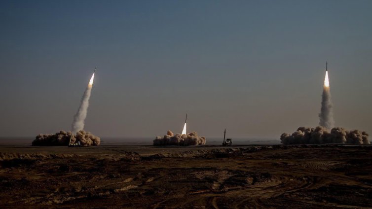 Стратегията на Иран - мозаечна отбрана и хоризонтална ескалация